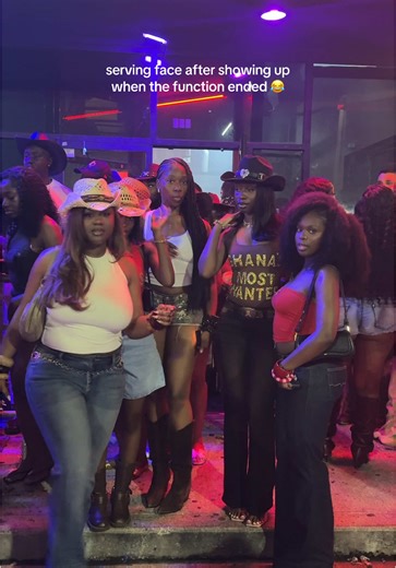 @AK, likethegun 🎀 @Anna @Ama @blk star princess🇬🇭 #rodeo #houston #girlstrip