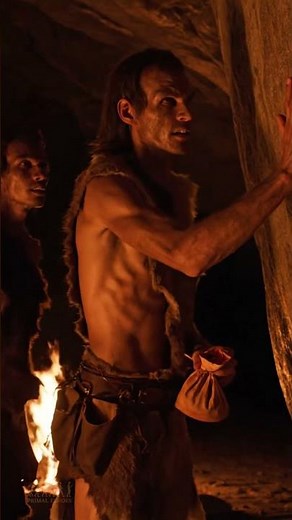 How ancient humans made the first hand print on cave wall 🖐️🎨