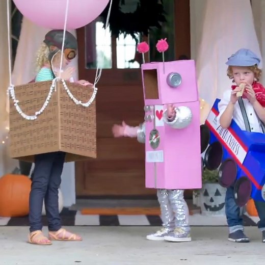 517K views · 1K reactions | Open up a world of adorable possibilities with our out-of-the-box Halloween costume ideas. ‍ Un-box the details >> https://hg.tv/2pujZNX  | HGTV | Facebook