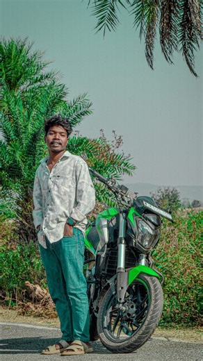 Jharkhandi Hero on Instagram: "LE BETA 😎🎧"