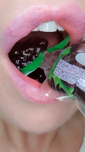 ASMR Satisfying Eating Grape Jelly 🍇 . . . . . . . #asmrsounds #Jelly #asmrfood #satisfyinglips #asmrfood #asmrtingles #grapejelly #sleepsounds #oddlystatisfying | Satisfying Lips