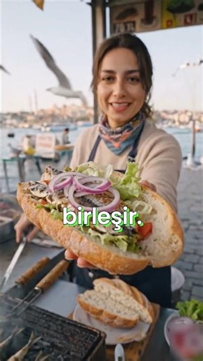Istanbul Balik Ekmek 🇹🇷 | Grilled Sardine Sandwich by the Bosphorus