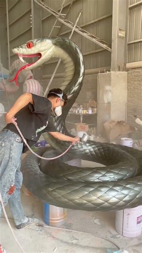 Giant Snake Sculpture Unveiled - Custom 3D Snake Model