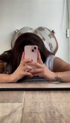 Hot Girl doing Bugs Bunny Challenge #instagram #roblox #capcut #gaming #explore #viral #jokes