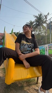 Express your Bong pride in your own style! The Bengali graphic printed half-sleeve t-shirt from Bongswag comes in a range of stunning colors and eye-catching prints, but that’s not all. If you're feeling creative, we offer customization options to make it truly yours. ❤️ Celebrate the beauty of Bengali art, language, and soul with Bongswag’s unique collection! Shop now! 🌐 www.bongswag.com . . [t shirt, printed t shirt, bengali printed t shirt, bong swag] #newcollection #kolkata #kolkatafashion 