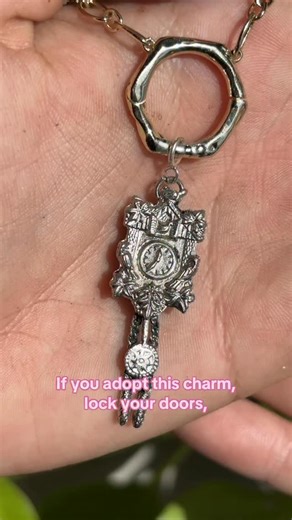 The Guide Crystals ✨ on Instagram: "VINTAGE CUCKOO CLOCK CHARM DROPPING 1PM AEST ⏰ only one available but let me know if you find any of these spoons in the wild! 🥰❤️ #vintagecharms #charmnecklace #mechanicalcharm #charmbracelet #vintagejewelry"