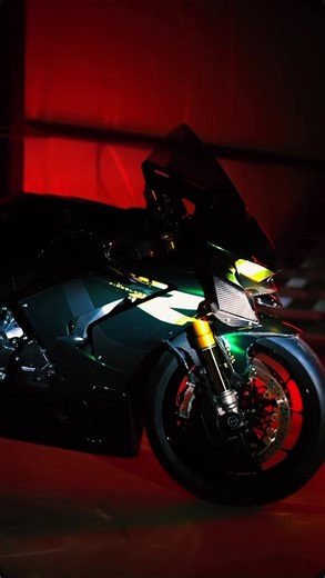 Exploring the Honda Fireblade: A Biker's Dream