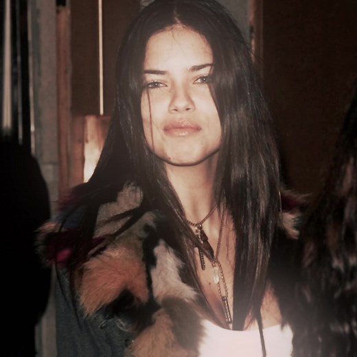 Adriana Lima Fan: Victoria's Secret Fashion Show Edits and Makeup