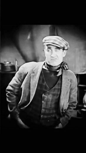 🌸 Lillian Gish’s Iconic “Chin Up” Smile — Broken Blossoms 1919 🎬 Silent Film Masterpiece