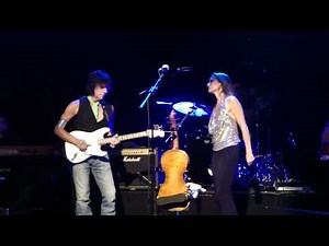 Sharon Corr (feat Jeff Beck) - Go Your Own Way (Live in London - 24.08.2011)
