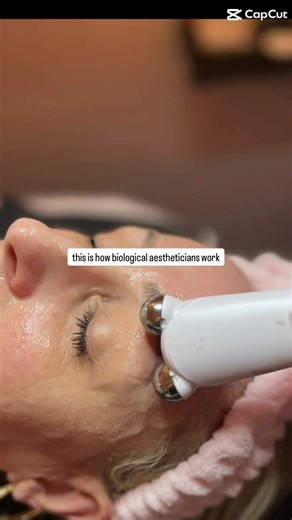 Biological aesthetician secret: methylene blue + NAD boosters = cellular repair 🔋 #proaging