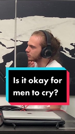 Is it okay for men to cry? Let me know your thoughts in the comments! 🤗 #toxicmasculinity #mentalhealth #cry #boys #men #nevergiveup #podcast #comedy #banter #fyp #epicstyle @daniel_maxi