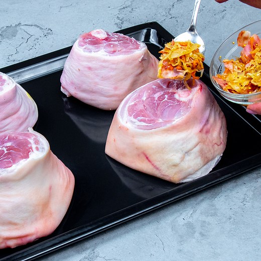 113K views · 104 reactions | Trucco da macellaio! Stinco al forno con...