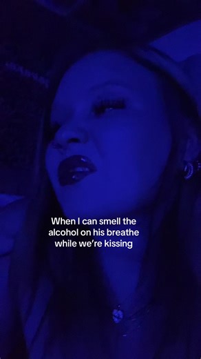 Sav💕💅🏻🦄 (@sav13332)’s video of kissing