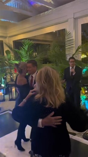 What a beautiful moment for The Mackey Family 🤍✨ Laura and Fred Mackey (owners) shared a dance at their annual Christmas Party alongside their children and their spouses, while their grandson sang. Sharing their beautiful home for moments like these is what it is all about! | The Mackey House