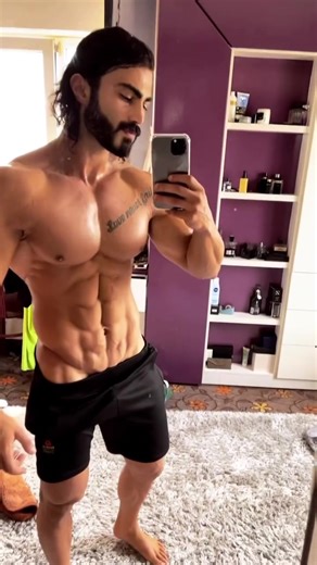 Achieve Shredded Abs for a Confident Physique