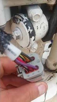 EVINRUDE ETEC 25hp Pull Start EMM Power Up