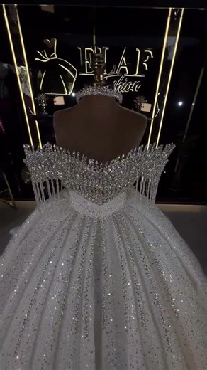Unique dress design ideas for wedding beautiful dress design for girl #weddingclothes #bridaldress