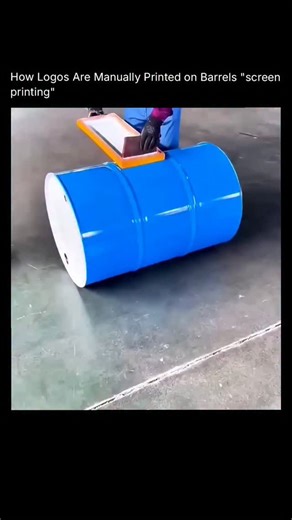 𝗜𝗻𝗳𝗼𝗿𝗺𝗮𝘁𝗶𝗼𝗻 & 𝗞𝗻𝗼𝘄𝗹𝗲𝗱𝗴𝗲 on Instagram: "A worker is printing a logo on a blue metal barrel using a method called screen printing. It’s a simple but effective process: a stencil is placed on the barrel, ink is poured over it, and a squeegee pushes the ink through the open areas of the design. The ink transfers cleanly onto the curved surface, making this technique perfect for metal drums and industrial containers. All respectful credits to the original creator."