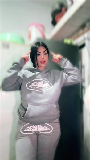 Vidéos de Malak Dahbi (@malak.dahbi96) avec suono originale - ديما النشاط