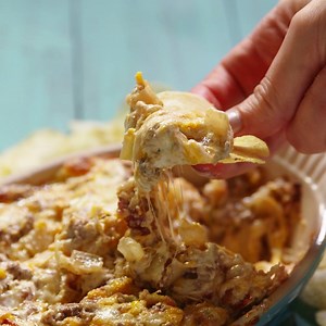 Eating Bacon Cheeseburger Dip is so much cooler than eating a regular cheeseburger: http://dlsh.it/2zSJeeY Full recipe: http://dlsh.it/fUrnimO | Delish