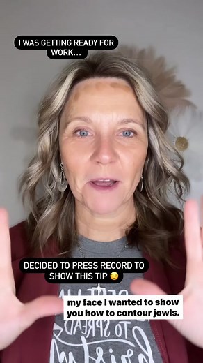 Contouring Tips to Distract from Sagging Jowls