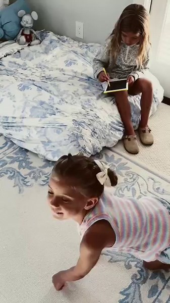 twins & halston's room makeover: decorating girls' bedrooms!