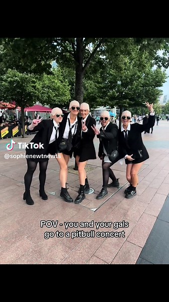 Pitbull Concert Highlights at London's O2 Arena