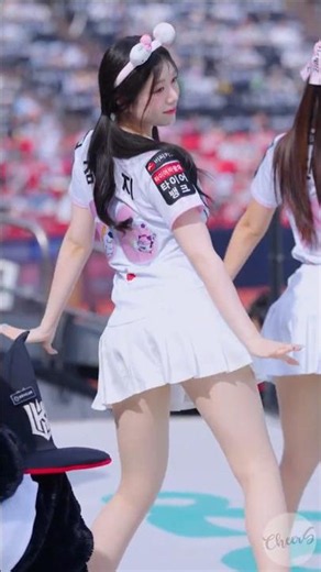 요즘 핫한 트월킹덕 아웃송 김민지 치어리더 Kim Min-Ji cheerleader ktwiz