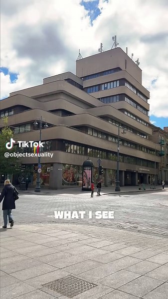 Exploring Vilnius Architecture: What I See vs What I Capture