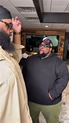 Since my modeling debut went so crazy, I had to update the headshots #shorts