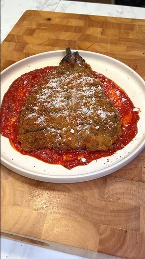 Crispy eggplant with marinara sauce