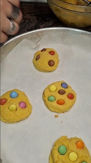 Biscotti di Mais: la combinazione perfetta tra croccantezza e colore! 🍪✨