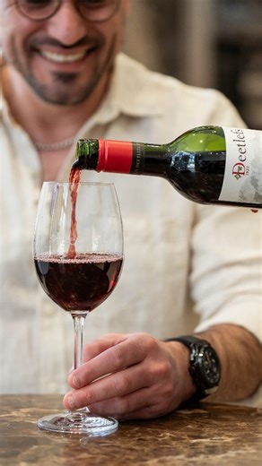 Looking for something a little different to do in Cape Town? How about diamonds, chocolate, and wine all in one sparkling experience? ✨ Join us at The Diamond Works for a midweek (or weekend) indulgence you didn’t know you needed. A little luxury, a little sweetness, and a whole lot of sparkle. Available Wednesdays, Thursdays, and Saturdays from 10am to 4pm | R100 per person Book today. 🍫🍷🍫🍷🍫🍷🍫🍷 | The Diamond Works