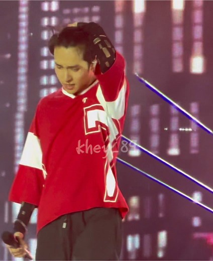 Explore SB19 Justin's Dynamic Dance Moves