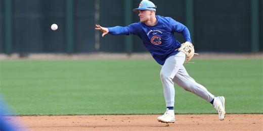 Shaw's focus on basics -- and the right glove size -- easing move to OF