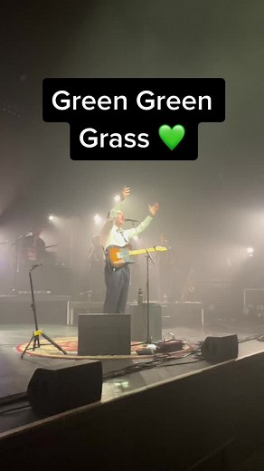 GREEN GREEN GRASS - OUT 22ND APRIL 💚 Manchester you were so loud thank you x #newmusic #greengreengrass #livemusic #georgeezra