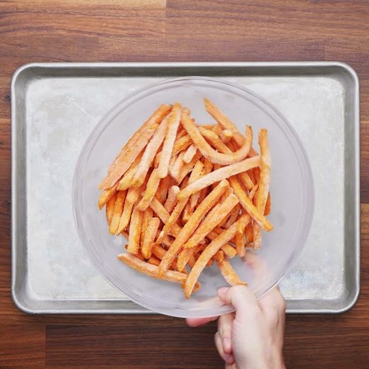 Laura's Lean Breakfast Poutine Recipe