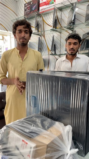 اگر آپ اپنے 💻 آفس ورک 🌐 آن لائن کام 🎮 گیمنگ 📚 اسٹڈی کے لیے تیز، مضبوط اور قابلِ اعتماد کمپیوٹر یا لیپ ٹاپ خریدنا چاہتے ہیں تو پنجاب کمپیوٹر سنٹر (کروڑ، ضلع لیہ) آپ کے لیے بہترین انتخاب ہے۔ ہمارے ہاں دستیاب ہے: ✔️ ہر قسم کے کمپیوٹر اور لیپ ٹاپ ✔️ ہیوی اور گیمنگ سسٹمز ✔️ تمام کمپیوٹر اسیسریز ✔️ پروفیشنل CCTV کیمروں کی فروخت اور مکمل انسٹالیشن ✔️ مناسب ریٹ اور معیاری سروس ہم صرف سامان نہیں دیتے، اطمینان، کوالٹی اور اعتماد دیتے ہیں 💯 📍 پتہ : کروڑ لال عیسن، ضلع لیہ 📞 رابطہ / واٹس ایپ: 03077092