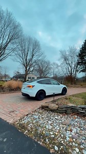 Hamari Auto pilot wali TESLA car 🚗 | Neetu Ki Duniya