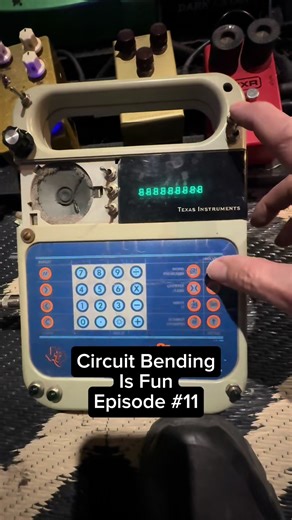 Well I’d say the circuit bending certainly is fun ! This speak and math combined with a tremolo pedal is super rhythmic ! #expermentalmusic #sounddesign #circuitbent #justhavefun #noisemusic