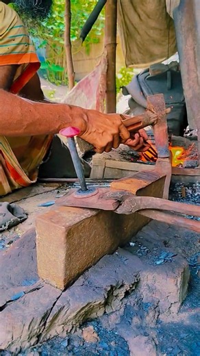 Perfect Welding Techniques. Steel Fabrication.Handmade Steel Gate Manufacturing #millionviews #usa