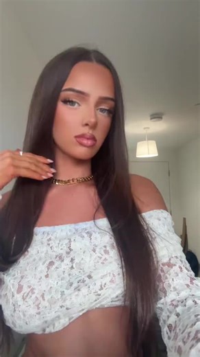 Elegant White Lace Dress for Stunning Outfits