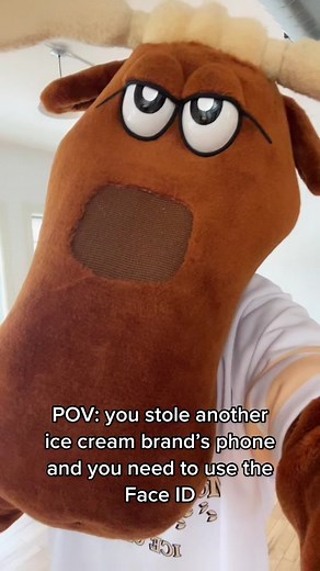 Funny Moose Tracks Ice Cream Face ID Joke