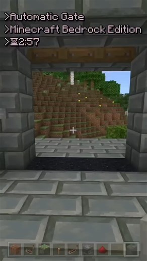 ROGIE GAMERZ on Instagram: "Minecraft Bedrock : Automatic Gate, Redstone Build 💪🏻💪🏻💪🏻💪🏻💪🏻 #minecraft #rogie #gamer #viral #creative"