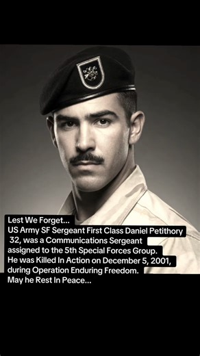 Lest We Forget Our brave Green Berets.... De Oppresso Liber...