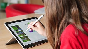 96K views · 32 reactions | Digital durch den Unterricht: Sehen Sie hier, wie Windows Notebooks und Tablets in den Schultag integriert und die SchülerInnen umfassend und zeitgemäß unterrichtet werden! | Microsoft | Facebook