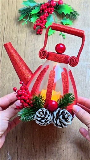 Turn recycled materials into beautiful Christmas decor! 😍🎄 #diy #christmas