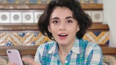 When someone speaks to you in English 😨 | Cake English