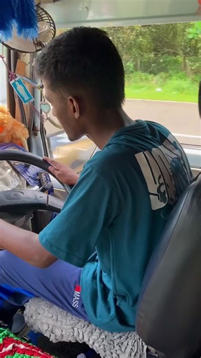 Modified Bus Sri Lanka: A Viral Trend